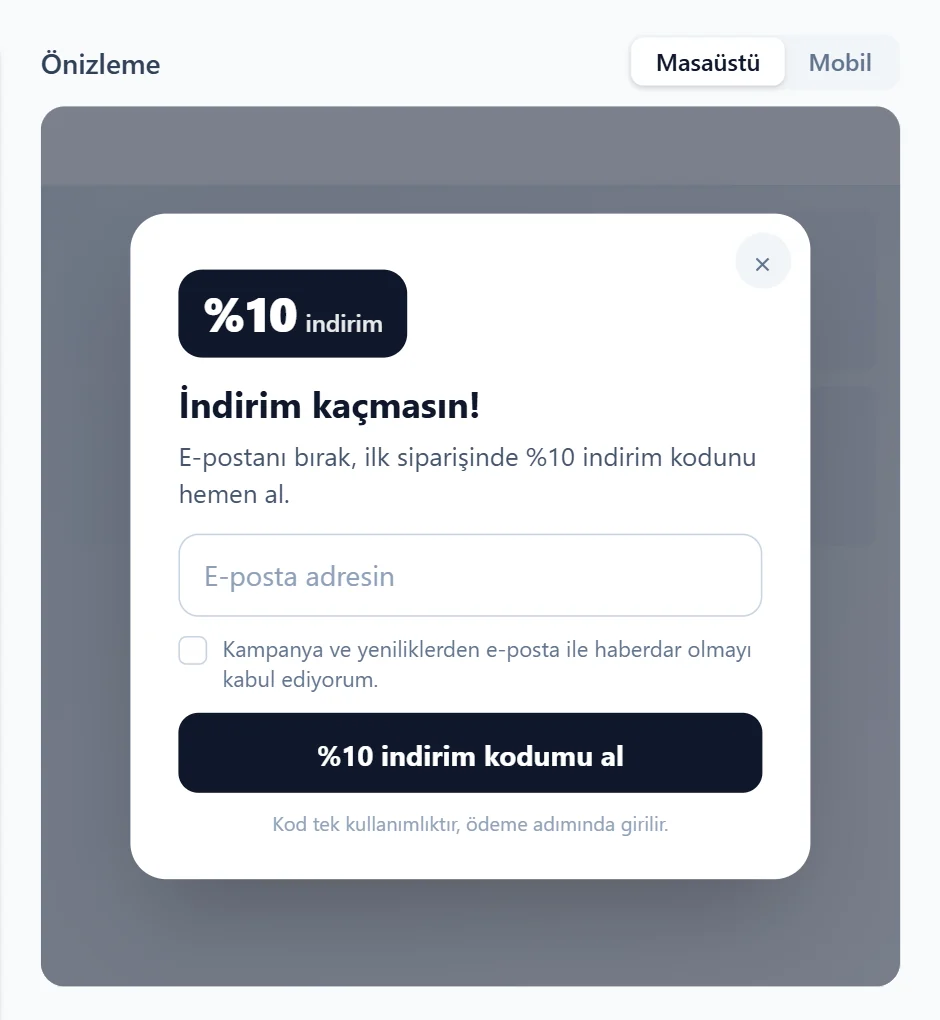 Bülten popup’ının ziyaretçiye görünen hâli: indirim kodu teklifi ve e-posta alanı